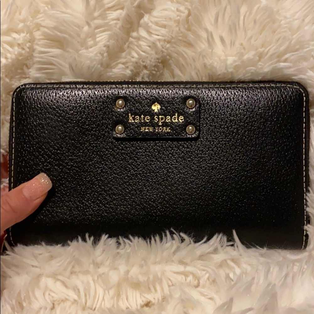 Brand new Kate Spade black zip wallet